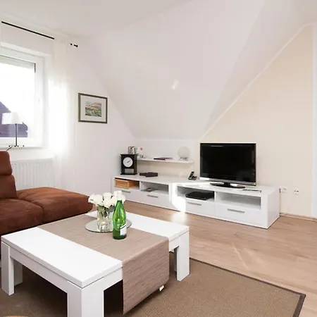 Kiebitznest Krummhörn